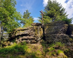 Croix Thomas sur la roche des poires sèches