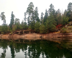 Lac de Pierre percée