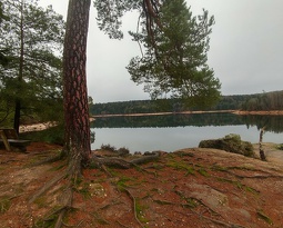 Lac de Pierre percée