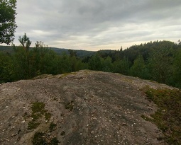 St Sauveur Roche du diable (4179 visits) St Sauveur Roche du diable